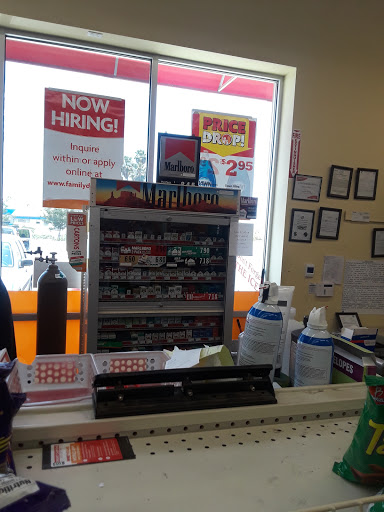 Dollar Store «FAMILY DOLLAR», reviews and photos, 16044 Ave 328, Ivanhoe, CA 93235, USA