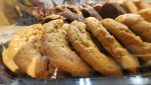 Shopping Mall «Canyon Crest Towne Centre», reviews and photos, 5227 Canyon Crest Dr, Riverside, CA 92507, USA