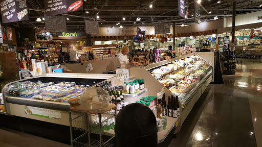 Grocery Store «Strack & Van Til Food Market», reviews and photos, 9632 Cline Ave, Highland, IN 46322, USA