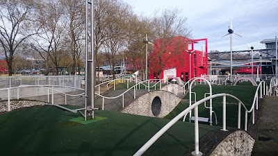 Folie des vents et des dunes à Paris