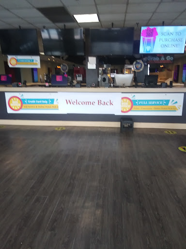 Movie Theater «Apple Cinemas Waterbury», reviews and photos, 920 Wolcott St, Waterbury, CT 06705, USA