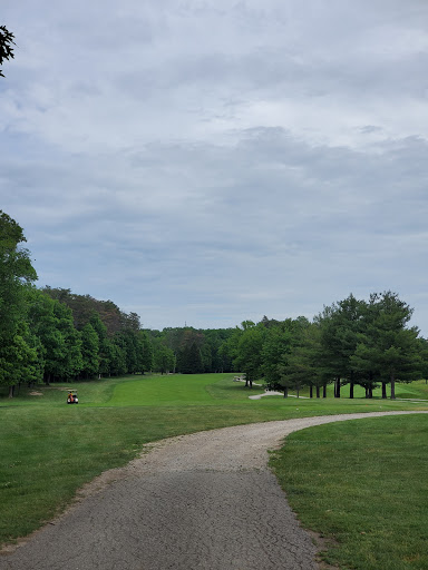 Golf Course «Shawnee Hills Golf Course», reviews and photos, 18753 Egbert Rd, Bedford, OH 44146, USA