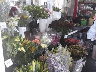 Aromaunga Baxters Flowers - Christchurch Florist