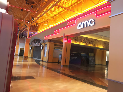 Shopping Mall «Great Lakes Crossing Outlets», reviews and photos, 4000 Baldwin Rd, Auburn Hills, MI 48326, USA