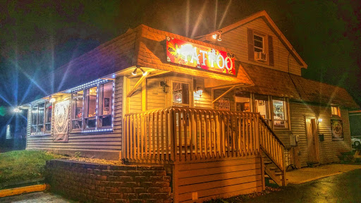 Tattoo Shop «Roselle Tattoo Company», reviews and photos, 25W163 Lake St, Roselle, IL 60172, USA