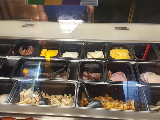 Restaurant «SUBWAY®Restaurants», reviews and photos, 855 E Oak St Suite C, Conway, AR 72032, USA