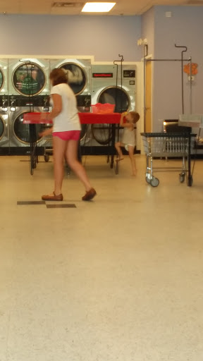 Grocery Store «Chapells Hometown Foodstore», reviews and photos, 10041 US-70, McEwen, TN 37101, USA