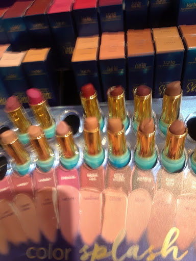 Cosmetics Store «SEPHORA inside JCPenney», reviews and photos, 4680 High Pointe Blvd, Harrisburg, PA 17111, USA