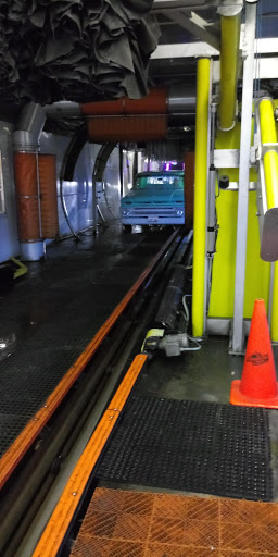 Car Wash «Redwood City Car Wash», reviews and photos, 215 El Camino Real, Redwood City, CA 94062, USA