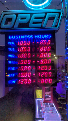 Infinite Vapor Fargo, 68 Broadway N, Fargo, ND 58102, USA, 