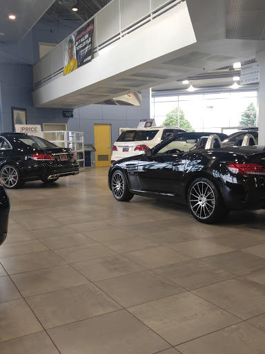 Mercedes Benz Dealer «Mercedes-Benz of Naperville», reviews and photos, 1569 Ogden Ave, Naperville, IL 60540, USA