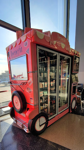 Cosmetics Store «Benefit Cosmetics Boutique & Brow Bar», reviews and photos, 1616 N Damen Ave, Chicago, IL 60647, USA