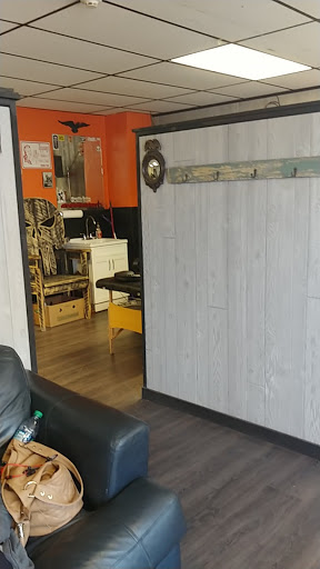 Tattoo Shop «Guerilla Tattoo», reviews and photos, 19 W King St, Shippensburg, PA 17257, USA