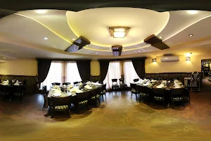 Razeghi Restaurant image