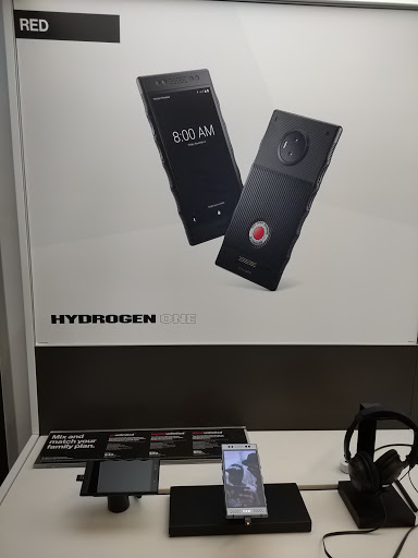 Cell Phone Store «Verizon», reviews and photos, 8615 W Grand River Ave, Brighton, MI 48116, USA