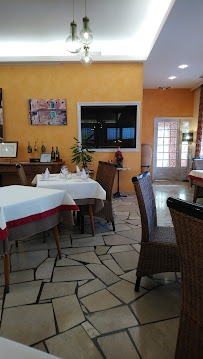 Atmosphère du Restaurant Chez Vautrey à Villefranche-sur-Saône - n°1