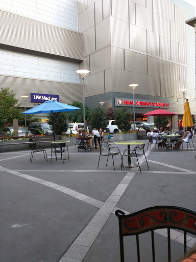 Movie Theater «Regal Cinemas Thornton Place 14 & IMAX», reviews and photos, 301 NE 103rd St, Seattle, WA 98125, USA