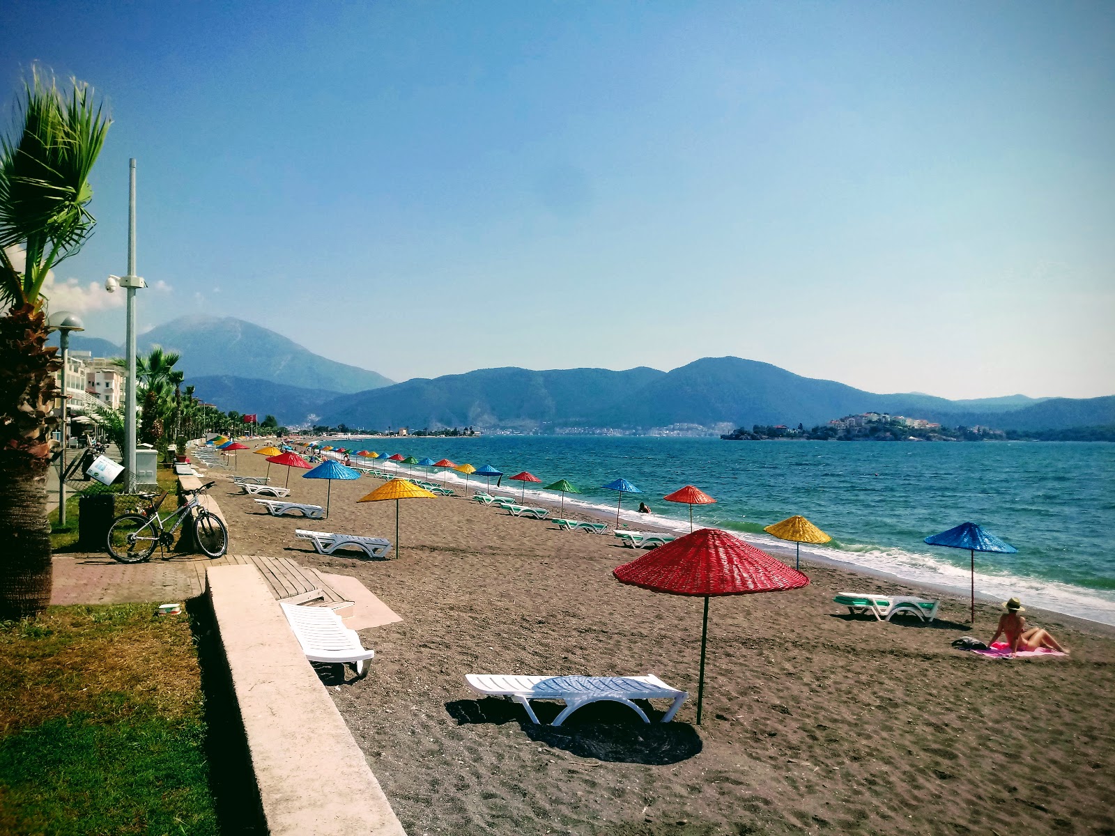 Foto de Playa de Calis área de servicios