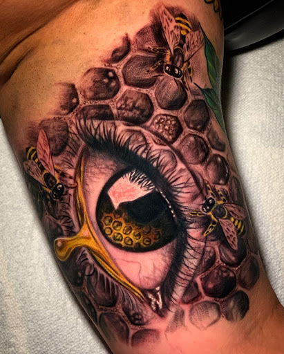 Tattoo Shop «2 Chairs Tattoo», reviews and photos, 5032 Lemmon Ave, Dallas, TX 75209, USA