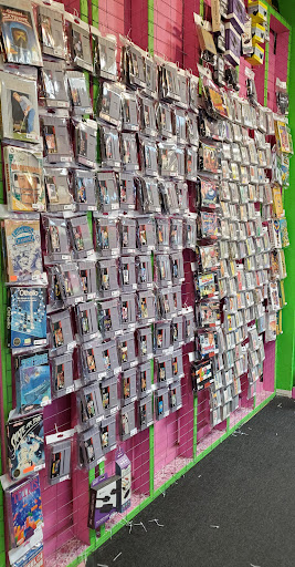 Video Game Store «Pink Gorilla University District», reviews and photos, 4341 University Way NE, Seattle, WA 98105, USA