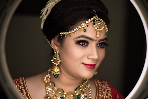 Makeup Artist Nisha Chaudhary image