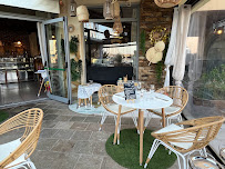 Atmosphère du Enoteca Restaurant et Artisan Traiteur à Le Lavandou - n°5