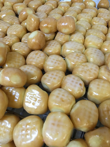 Donut Shop «Donut Palace», reviews and photos, 1100 E Pleasant Run Rd # 128, DeSoto, TX 75115, USA