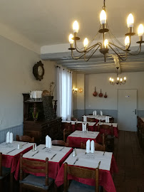 Atmosphère du Restaurant français Le Verdi à Le Blanc-Mesnil - n°7