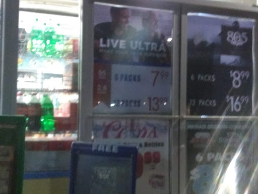 Convenience Store «Express Mart», reviews and photos, 998 S State St, Ukiah, CA 95482, USA