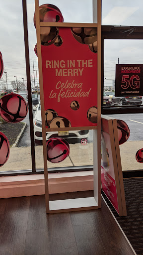 Cell Phone Store «T-Mobile», reviews and photos, 2431 US-1, North Brunswick Township, NJ 08902, USA