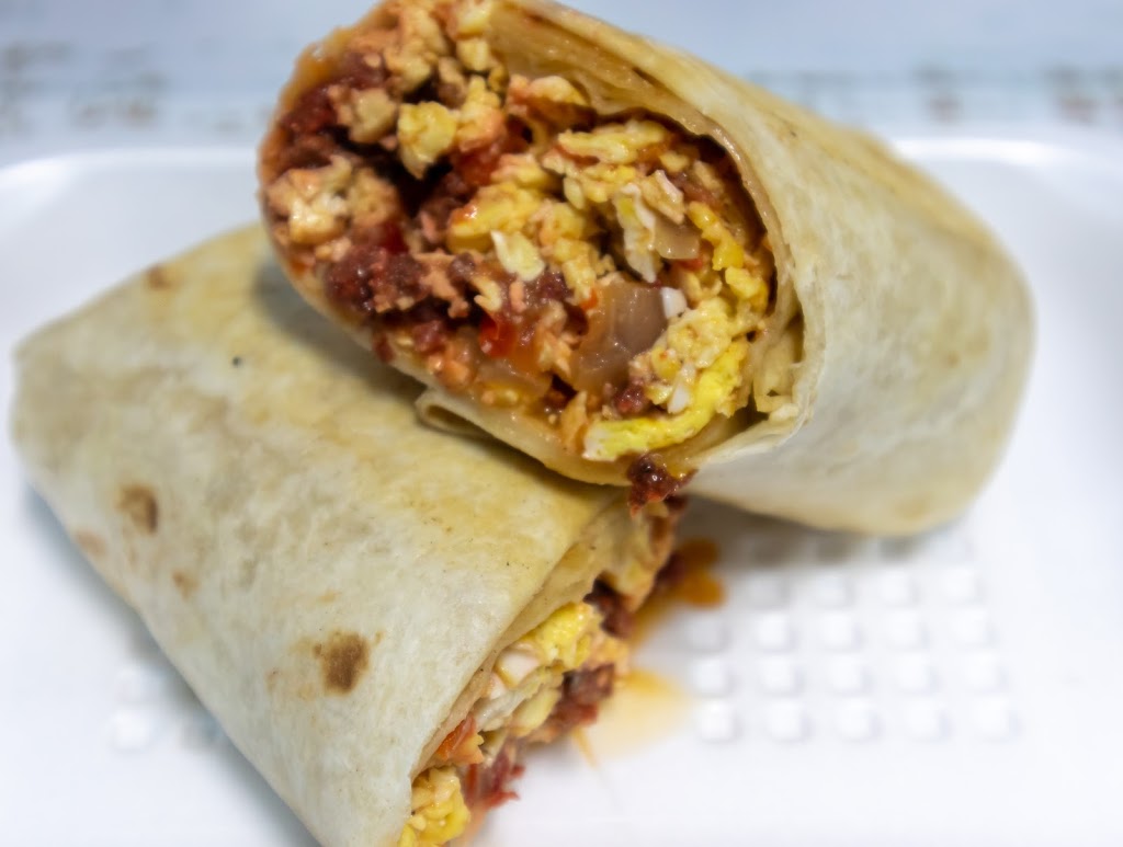 Yanira's Salvadorian Food Truck 94901