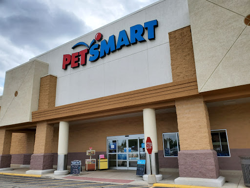 Pet Supply Store «PetSmart», reviews and photos, 976 IL-59, Aurora, IL 60504, USA