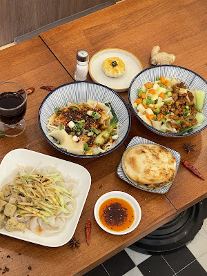 陕食堂 Xian famous foods(western Chinese cuisine)正宗陕西风味餐馆 à Paris