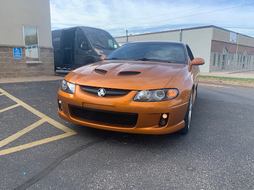 Auto Body Shop «Maaco Collision Repair & Auto Painting», reviews and photos, 12220 Riverwood Dr, Burnsville, MN 55337, USA