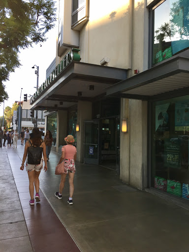 Book Store «Barnes & Noble», reviews and photos, 1201 3rd St, Santa Monica, CA 90401, USA