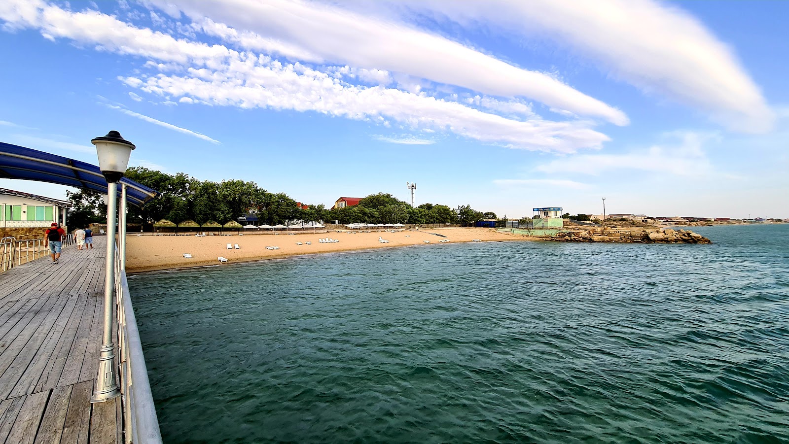 Photo of Stigl Beach and the settlement