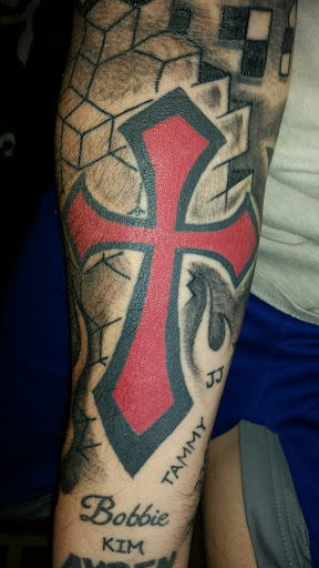 Tattoo Shop «HIGH NOON TATTOO», reviews and photos, 4215 N 16th St #9, Phoenix, AZ 85016, USA