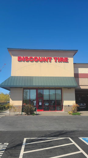Discount Tire Store - Federal Way, WA, 34428 16th Ave S, Federal Way, WA 98003, USA, 
