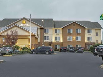 La Quinta Inn & Suites by Wyndham Central Point - Medford