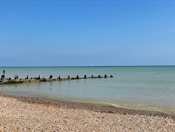 Foto von Ferring Strand und die siedlung