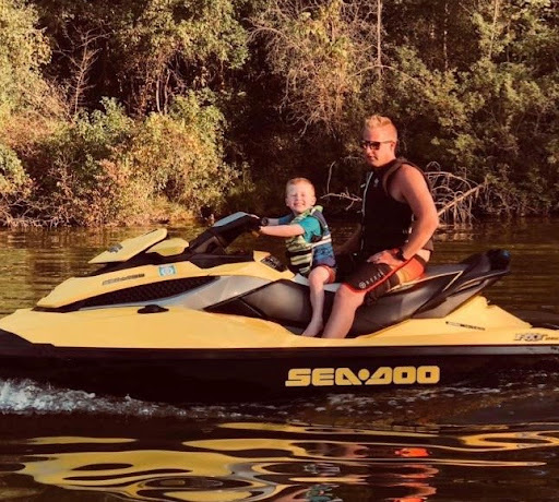 Motorsports Store «Nielsen Enterprises», reviews and photos, 130 S Milwaukee Ave, Lake Villa, IL 60046, USA