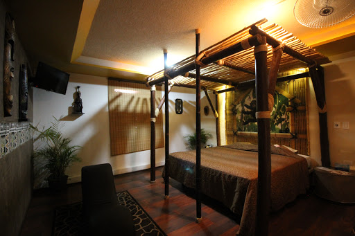 Couples hotels with jacuzzi Puebla