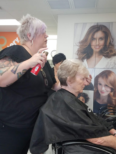 Hair Salon «Hair Cuttery», reviews and photos, 2911 Traverse Trail, The Villages, FL 32163, USA