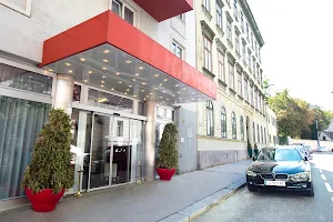 Hotel Boltzmann image