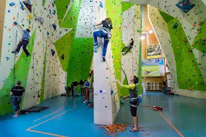 Kletter- und Boulderhalle Rosenheim image