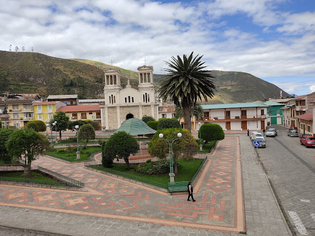 Opiniones de Plaza Principal de Alausí en Alausí - Arquitecto