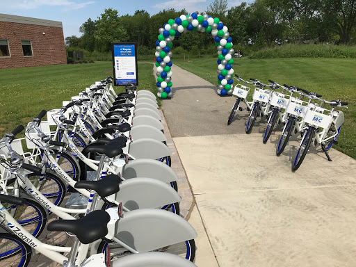 Recreation Center «McHenry Recreation Center», reviews and photos, 3636 Municipal Dr, McHenry, IL 60050, USA