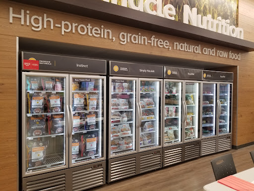 Pet Store «PetSmart», reviews and photos, 3957 Vineyard Dr, Dunkirk, NY 14048, USA