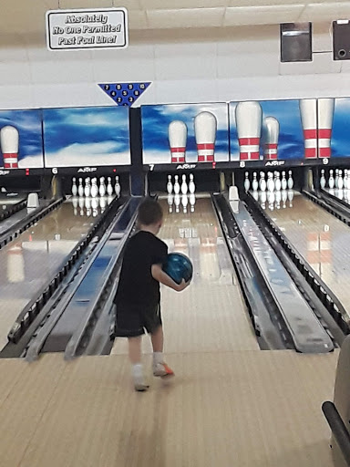 Bowling Alley «Rolling Meadow Lanes», reviews and photos, 3304 Zuck Rd, Erie, PA 16506, USA