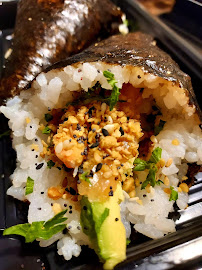 Plats et boissons du Restaurant de sushis Mon Coin d'Asie - Les nems ont du sushi à se faire... à Agen - n°4